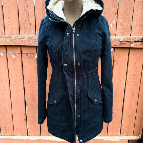 Y2K Hollister Navy Parka-Style Sherpa Lined Jacket - Picture 3 of 12